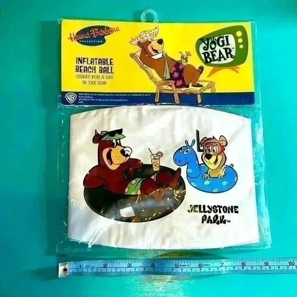 Vintage Yogi Bear Inflatable Beach Ball  Hannah Barbera Pool Kids Sun Play Sand - Picture 3 of 6